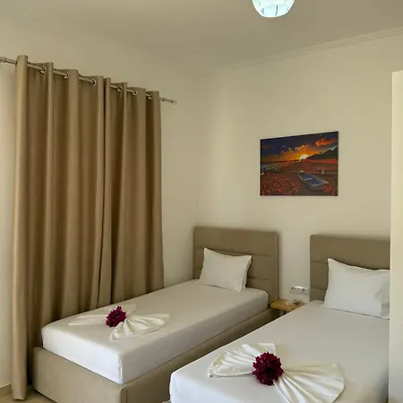 Xhibo Apartments Sarande Exterior photo
