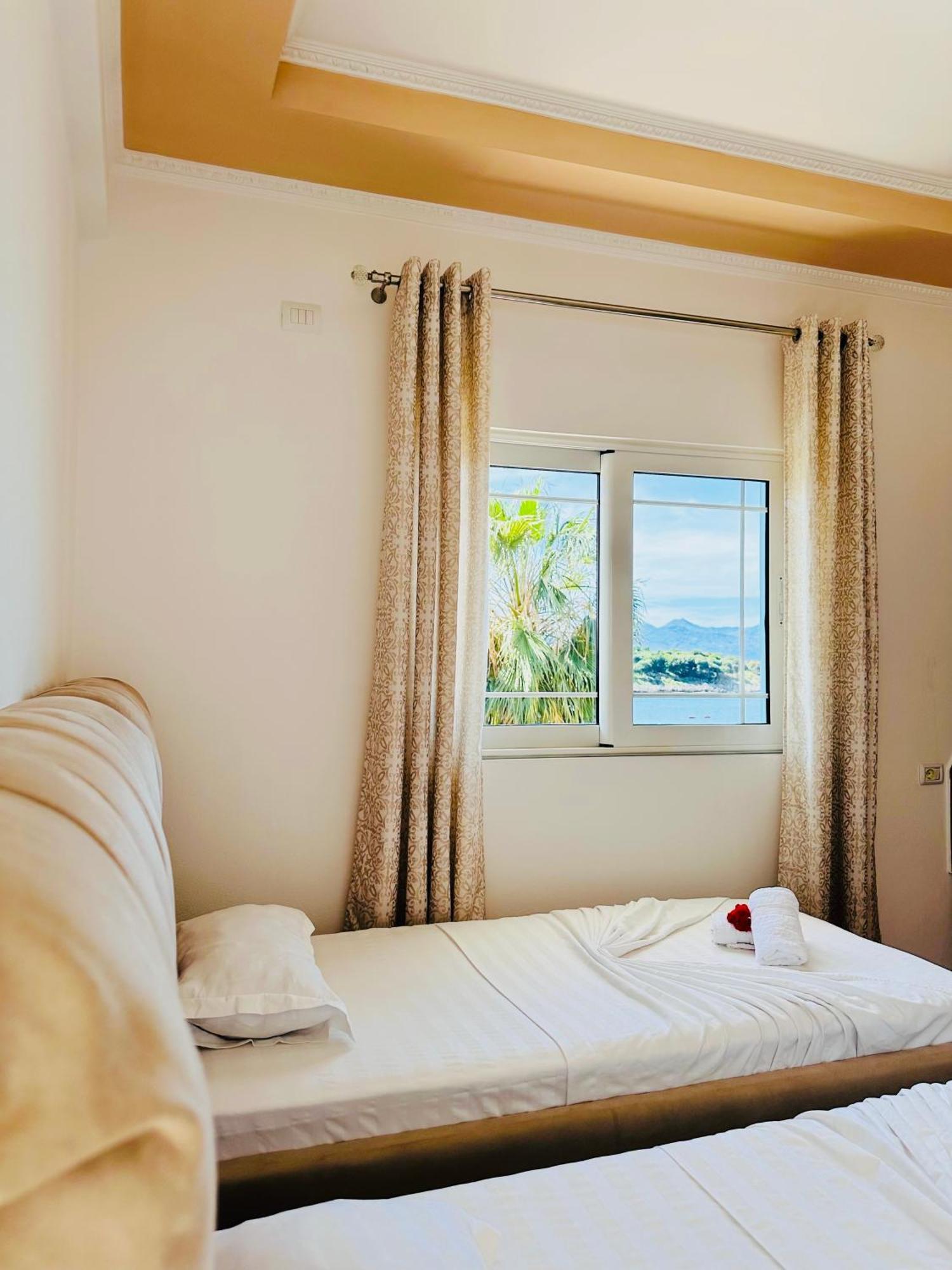 Apartment Xhibo Sarande